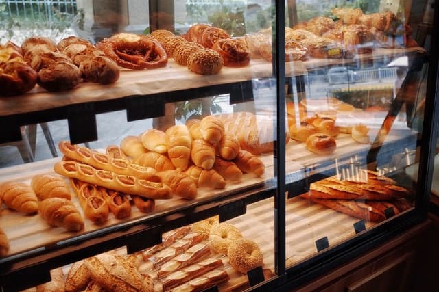 Métiers de la boulangerie, l’employeur doit-il fournir les vêtements professionnels ?